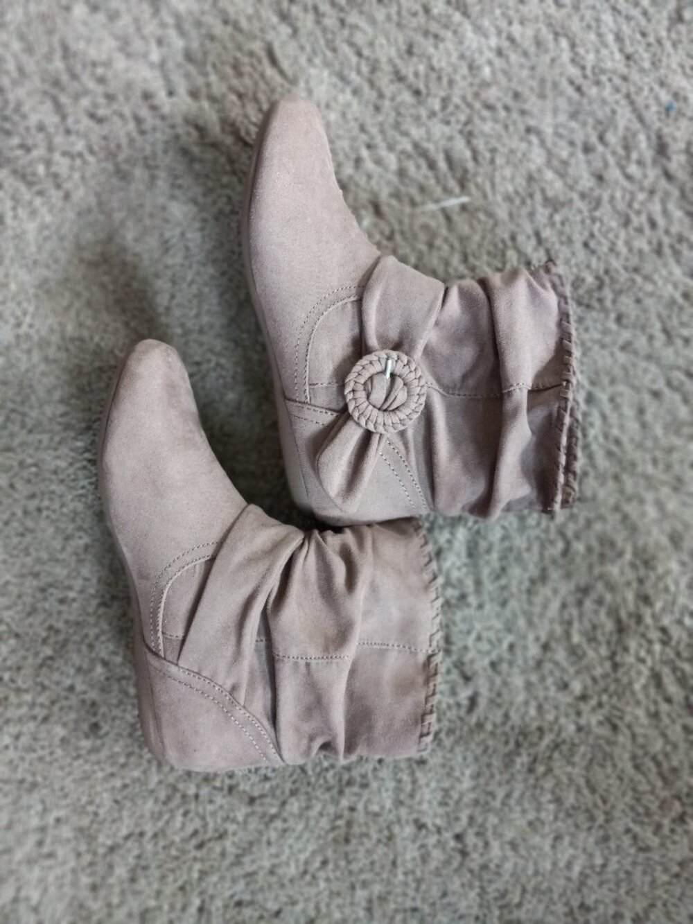Report Suede Boots Womens 7.5 NEW